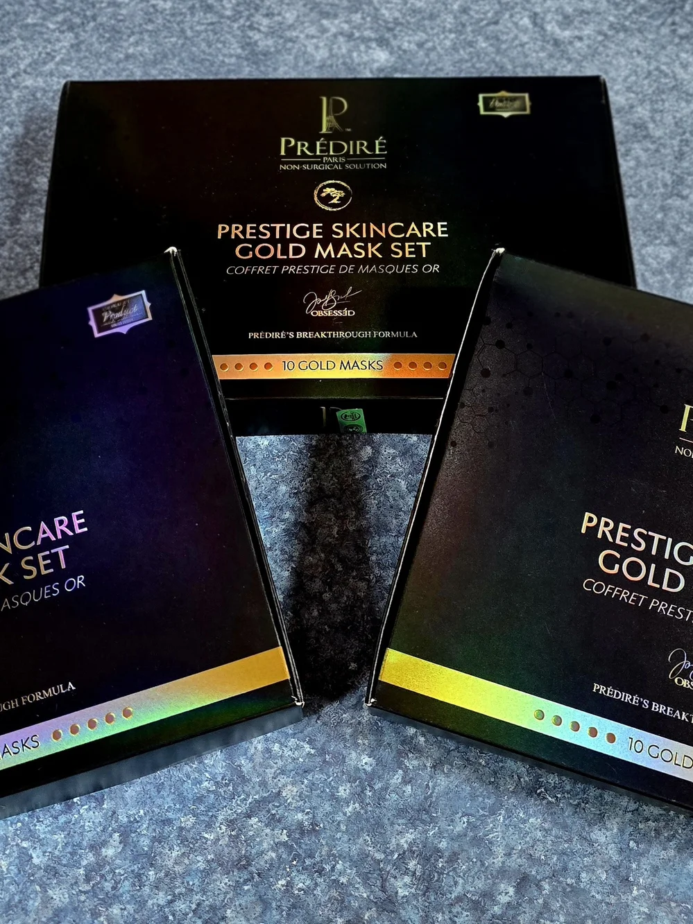 Prèdirè Paris COLLAGEN INFUSED GOLD MASKS come in 1  BOXED SET of 10